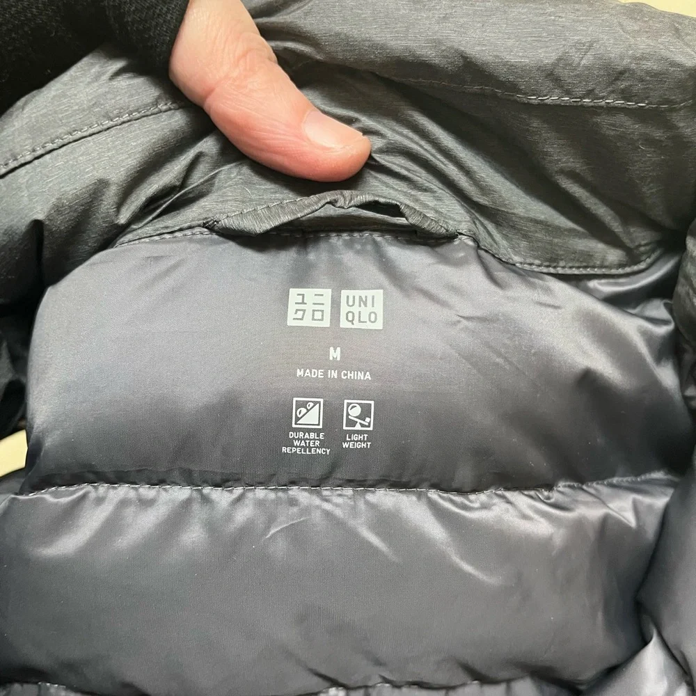 Uniqlo M charcoal grey ultra light down vest